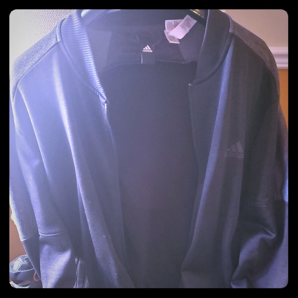 Athletic jacket
